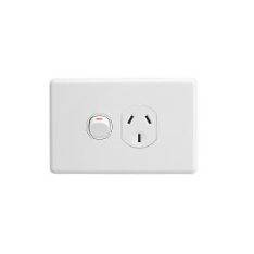 Clipsal C2015WE Classic C2000 Series 3 Pin Power Point General Purpose Outlet Socket Switch Power Point