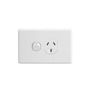 Gpo single dbl pole 10a 250v white CLIC2015DWE