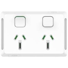 Socket sw horiz twin 15a 250v CLIP302515XW