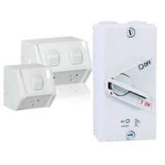 IPD IPM353 Weatherproof Isolator, 3 Pole, 35A, 415V, Padlockable, IP66, Compact Design, Earth & Neutral Terminals, 89mm x 82mm x 136mm, Grey