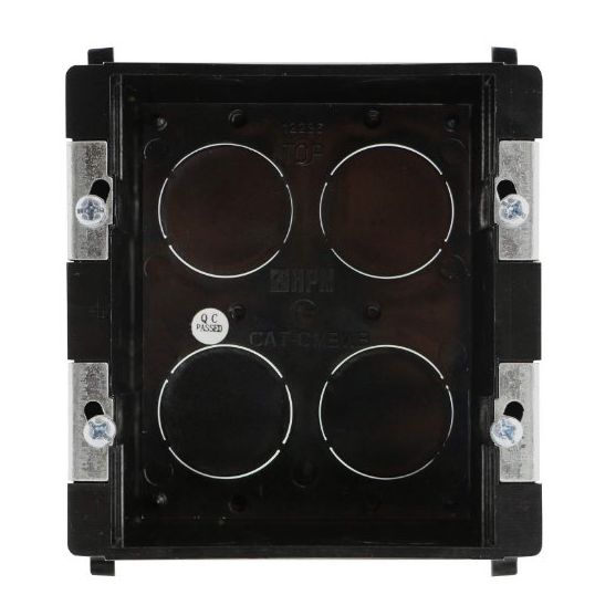 Legrand CM940WALLBOX, Wall box for Como 4 gang plastic